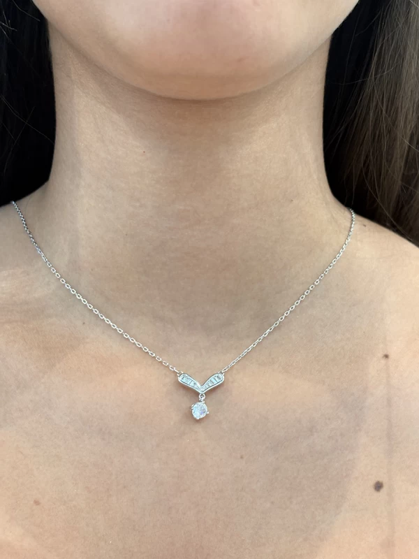 925 silver zircon v necklace 925 silver zircon v necklace